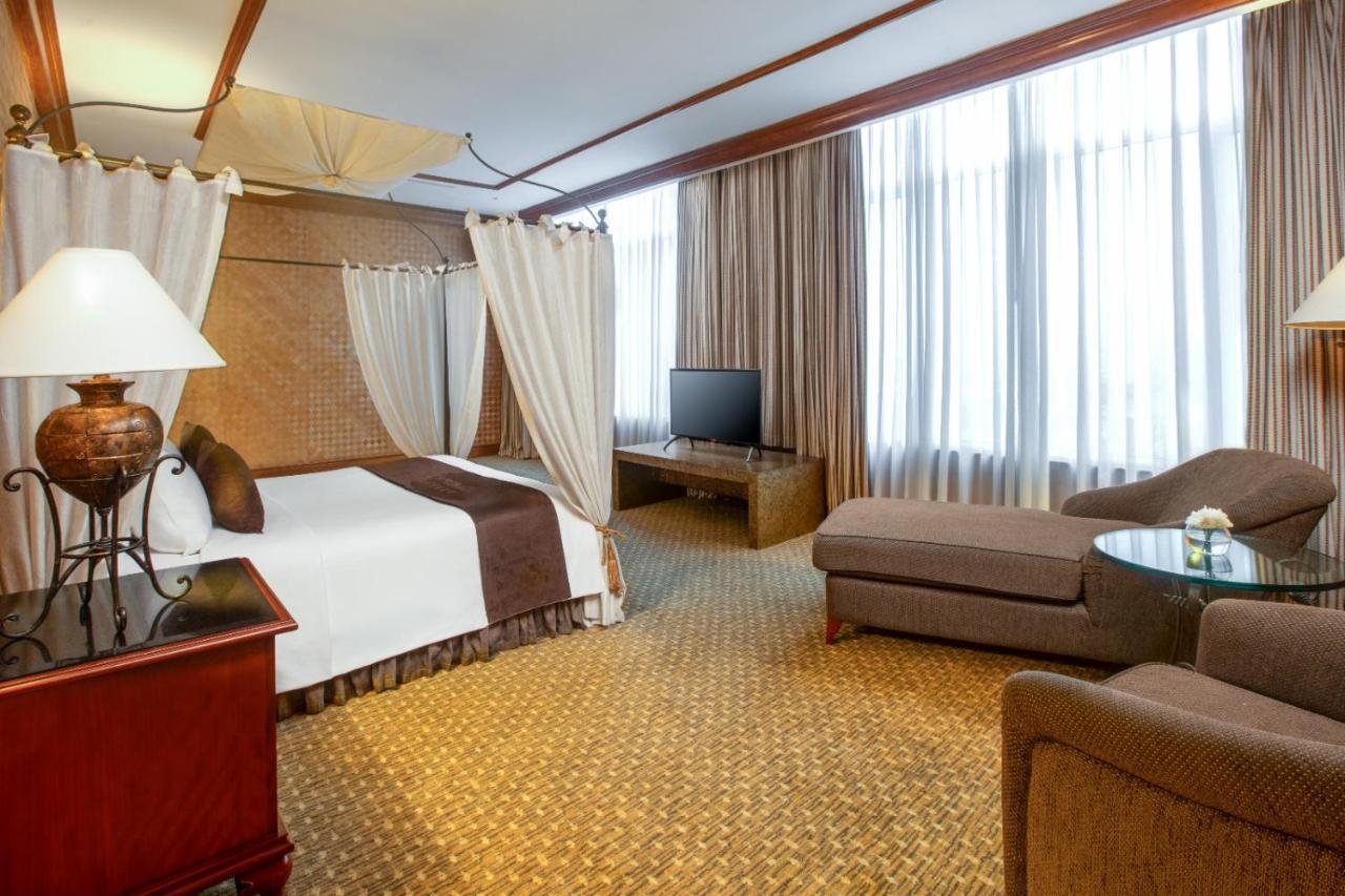 Aryaduta Bandung Exterior foto