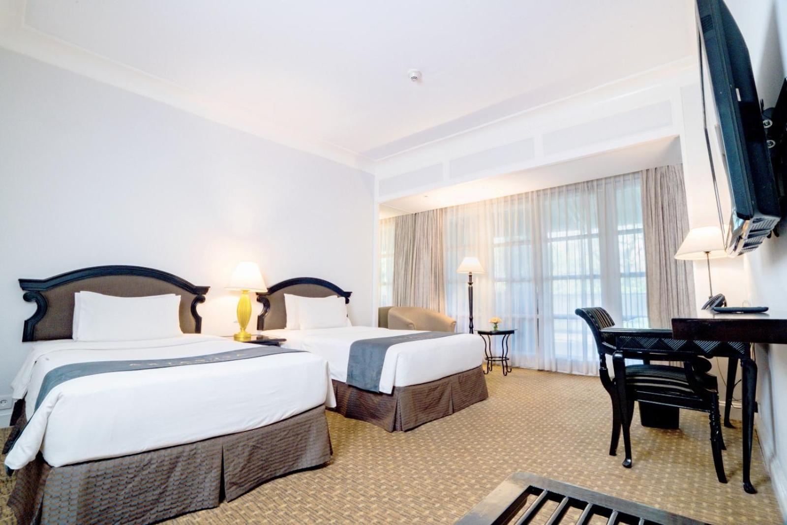 Aryaduta Bandung Exterior foto