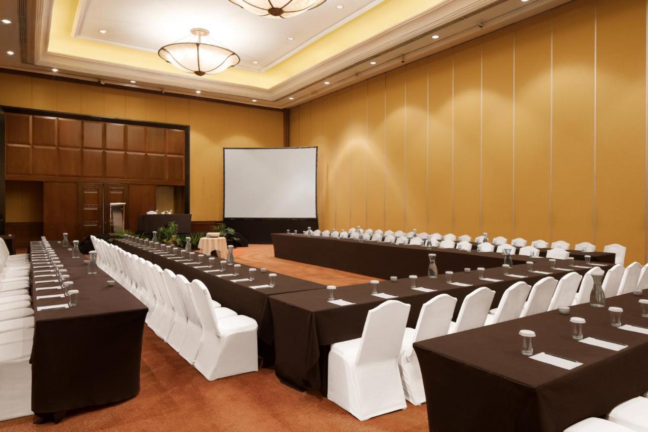 Aryaduta Bandung Exterior foto